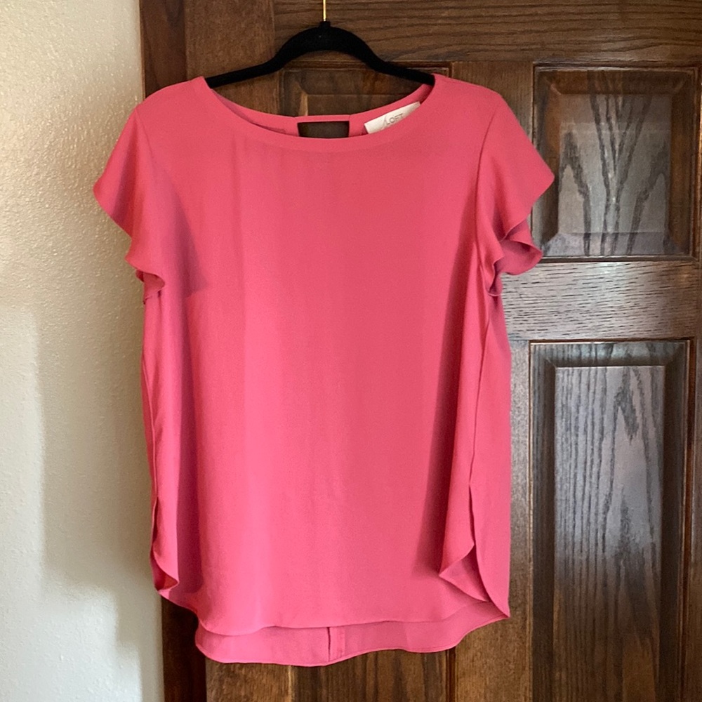 Pink/coral Loft top, size M. Ruffle sleeves, like new condition.